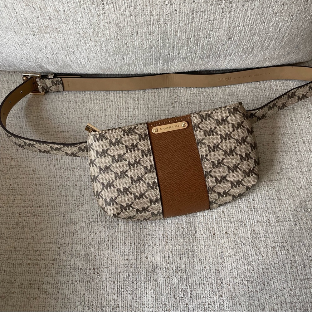 MK belt bag. NWOT